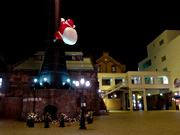 サッポロファクトリー 煙突広場の夜景