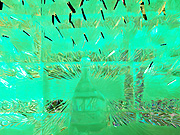 孔雀の氷像（緑）